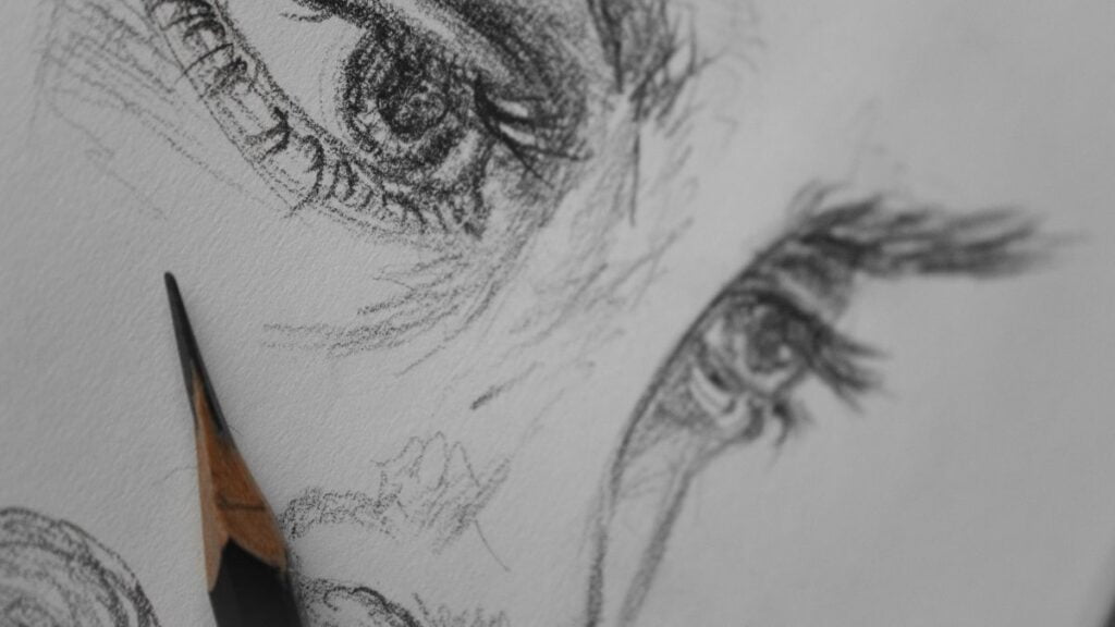 Início de uma arte no papel, ilustrando um esboço de desenho.