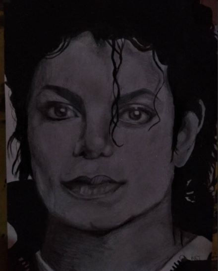 Desenho realista do Michael Jackson feito pela desenhista Cassiani Loyola enviado para análise.